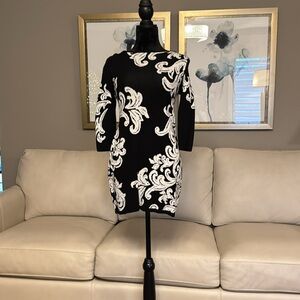 Perfect for the Holidays! White & Black Mini